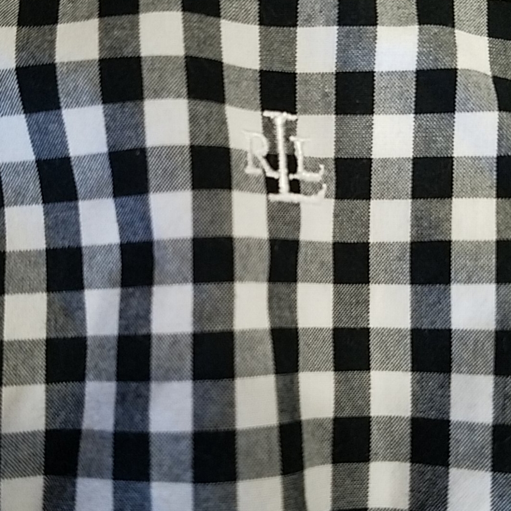 GUC Lauren Black Checked Button Top 1X - Picture 3 of 6